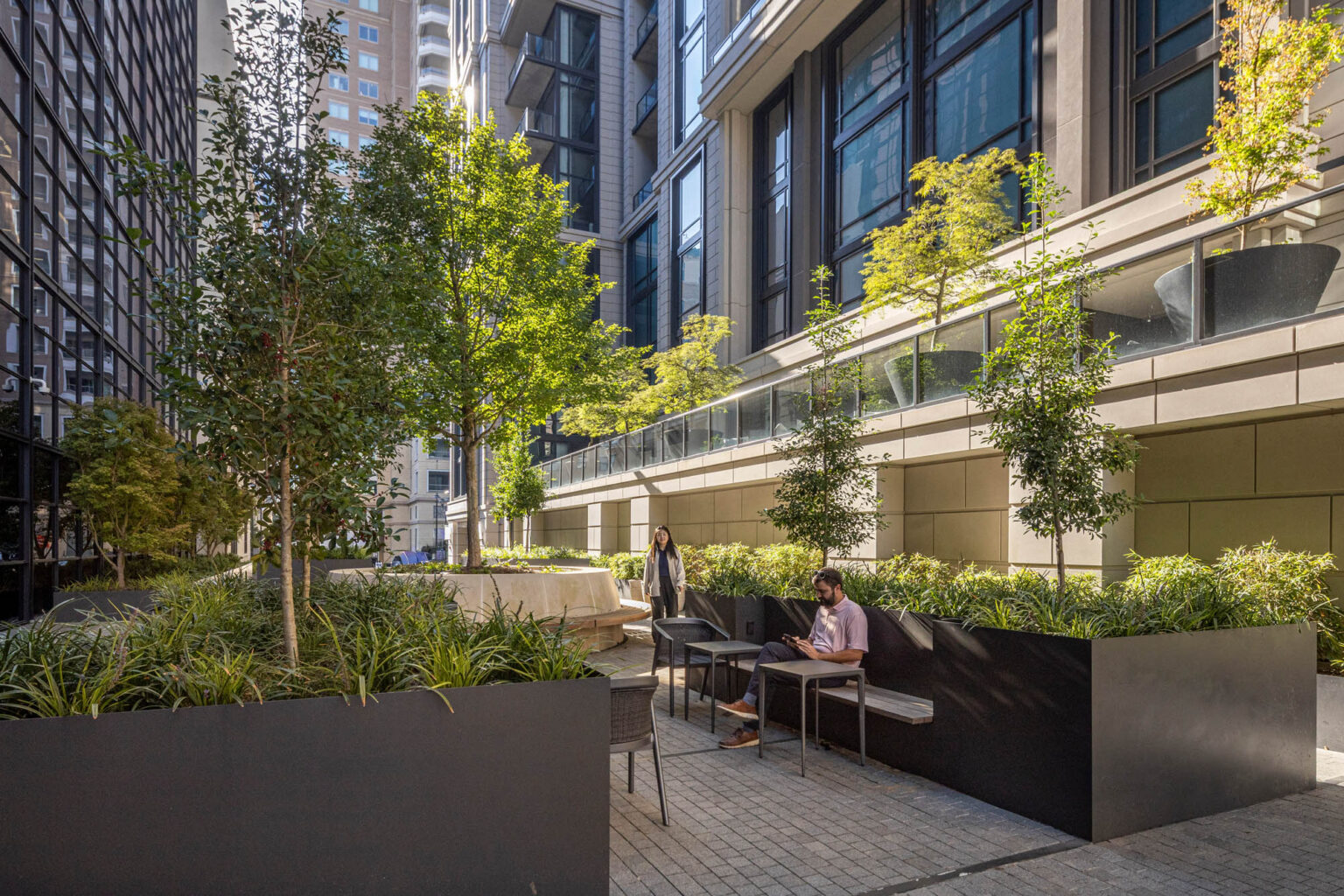 Hines Maple Terrace Residences Uptown Dallas Texas Adaptive Reuse Office Workplace Courtyard Planters Tables Seating Landscape 5g Collaborative Studio Swa Group Gff Design