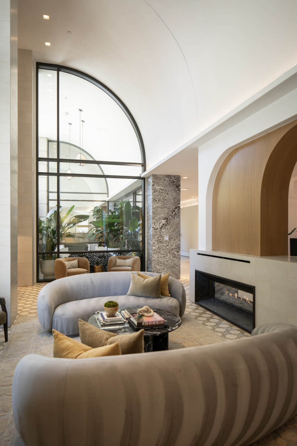 Hines Maple Terrace Residences Uptown Dallas Texas High Rise Multifamily Luxury Apartments Residential Mixed Use Hospitality Amenity Lounge E Rottet Studio Gff Design