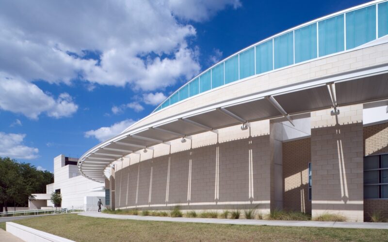 Parish Episcopal School – Gymnasium