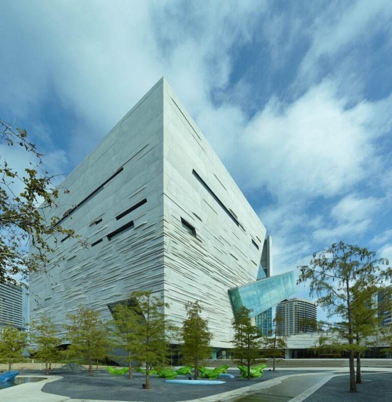 Perot Museum of Nature and Science