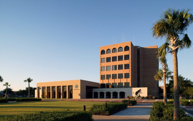The University of Texas–Pan American – Visitor Center